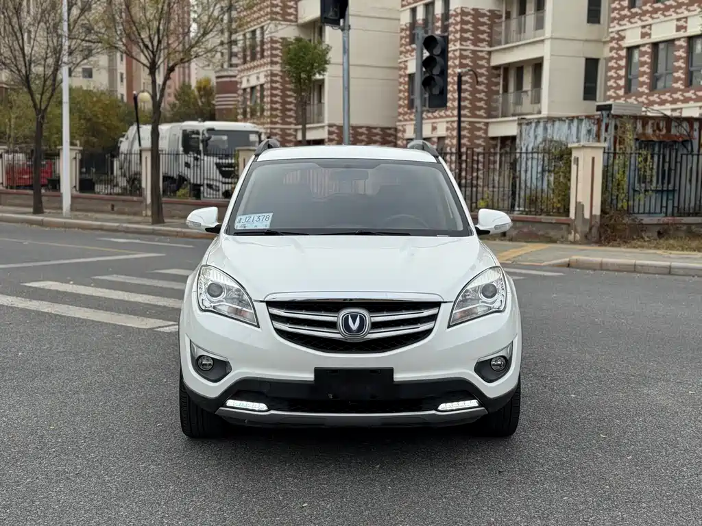 CHANGAN CS35