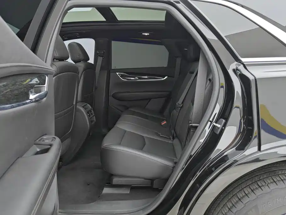 Cadillac XT5 — миниатюра 11