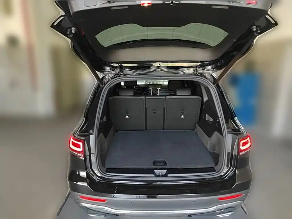 Mercedes-Benz GLB — миниатюра 24