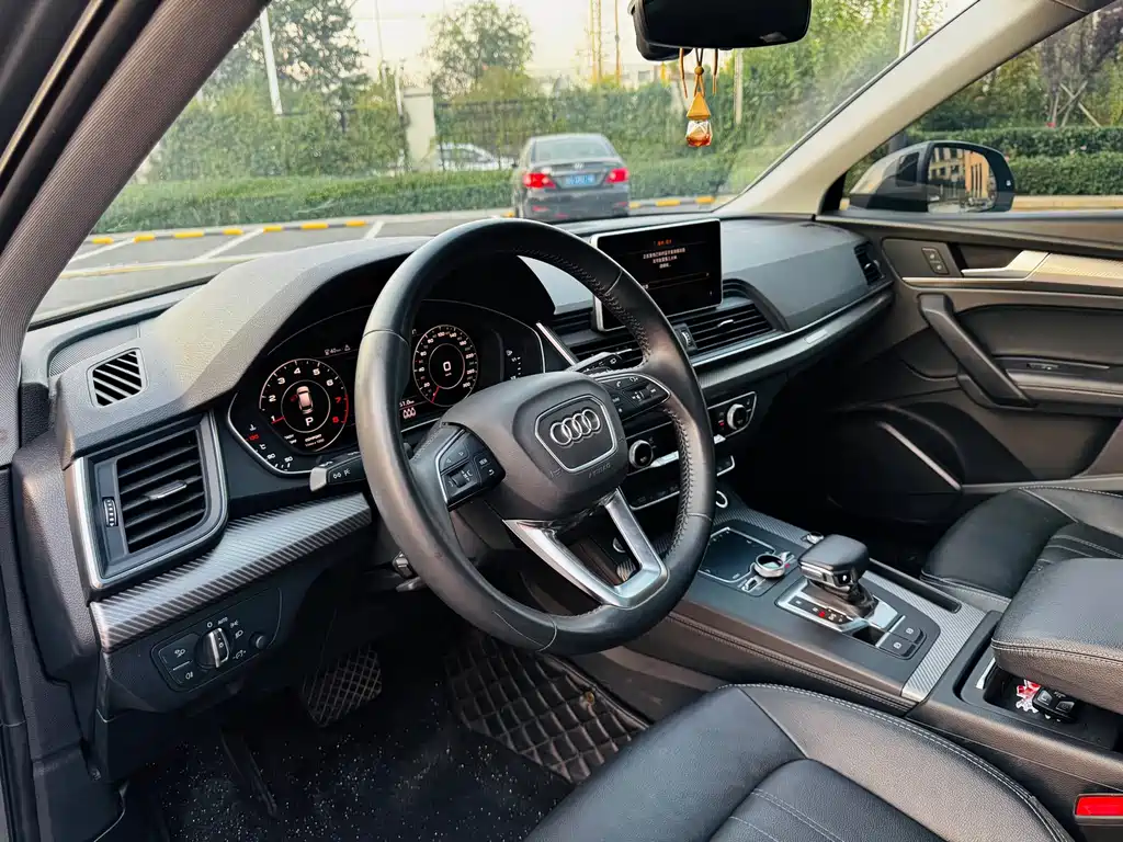 Audi Q5L — миниатюра 10