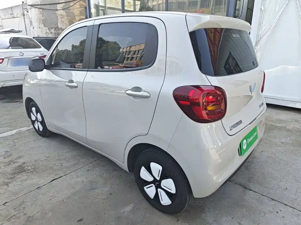 Wuling MINIEV — миниатюра 5