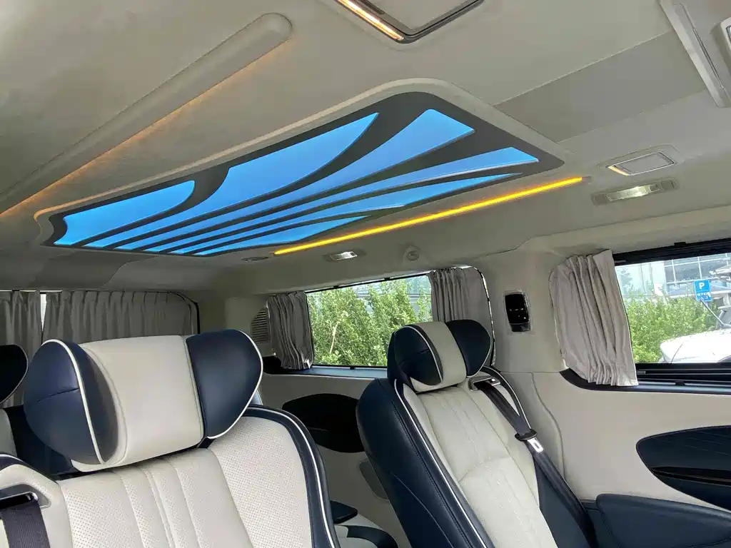 Ford Transit — миниатюра 12