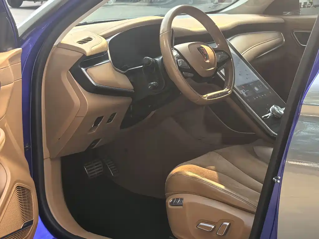 Roewe MARVEL X — миниатюра 8