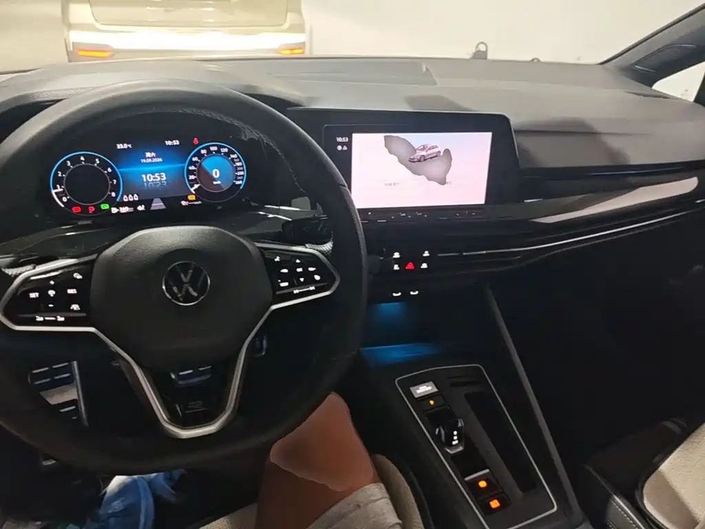 Volkswagen Golf — миниатюра 10