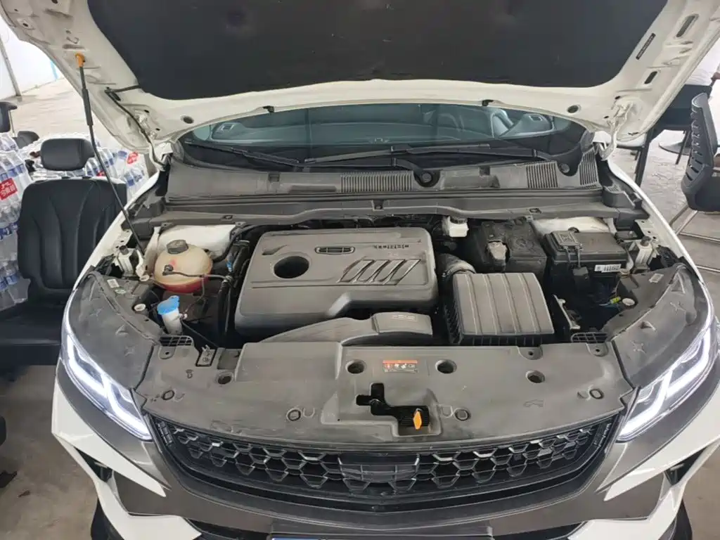 Geely Binyue — миниатюра 20
