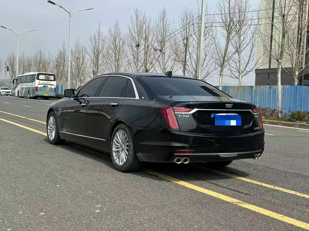 Cadillac CT6 — миниатюра 7