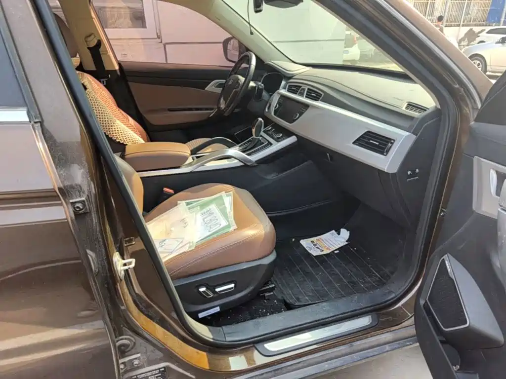 Geely Boyue — миниатюра 9