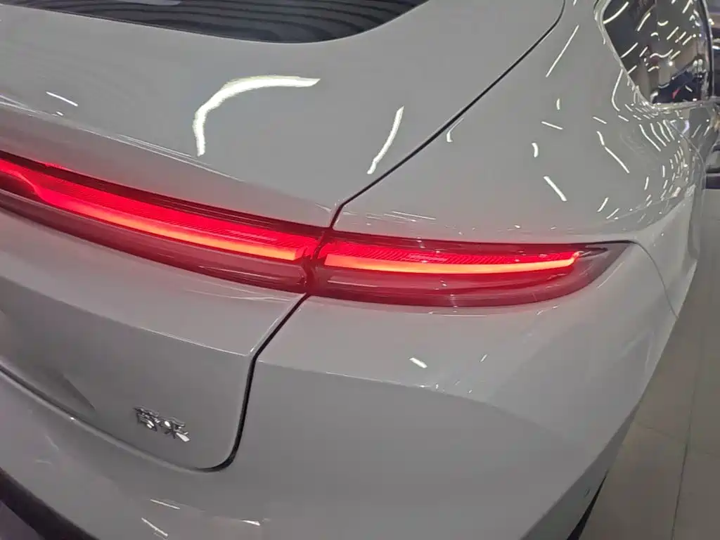 NIO ET5 — миниатюра 8