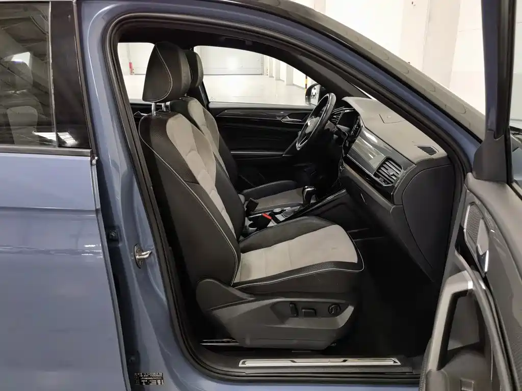 Volkswagen X — миниатюра 23