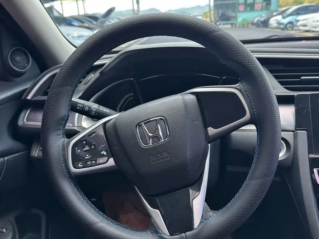 Honda Civic — миниатюра 7