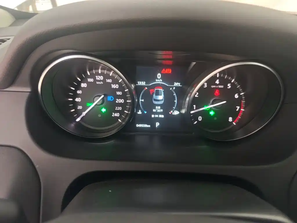 Land Rover Discovery Sport — миниатюра 12
