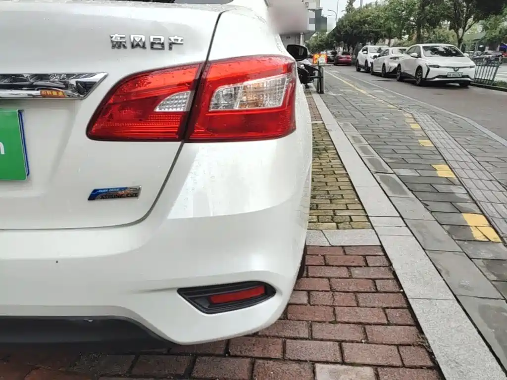 Nissan Sylphy — миниатюра 8