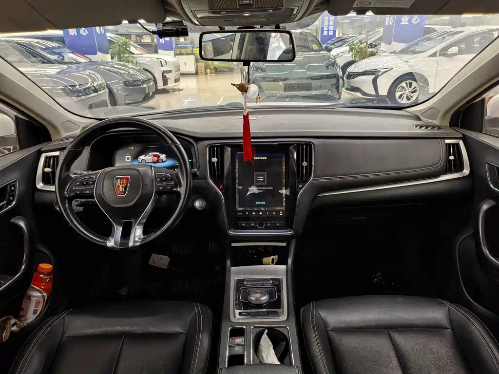 Roewe i6 New Energy — миниатюра 9
