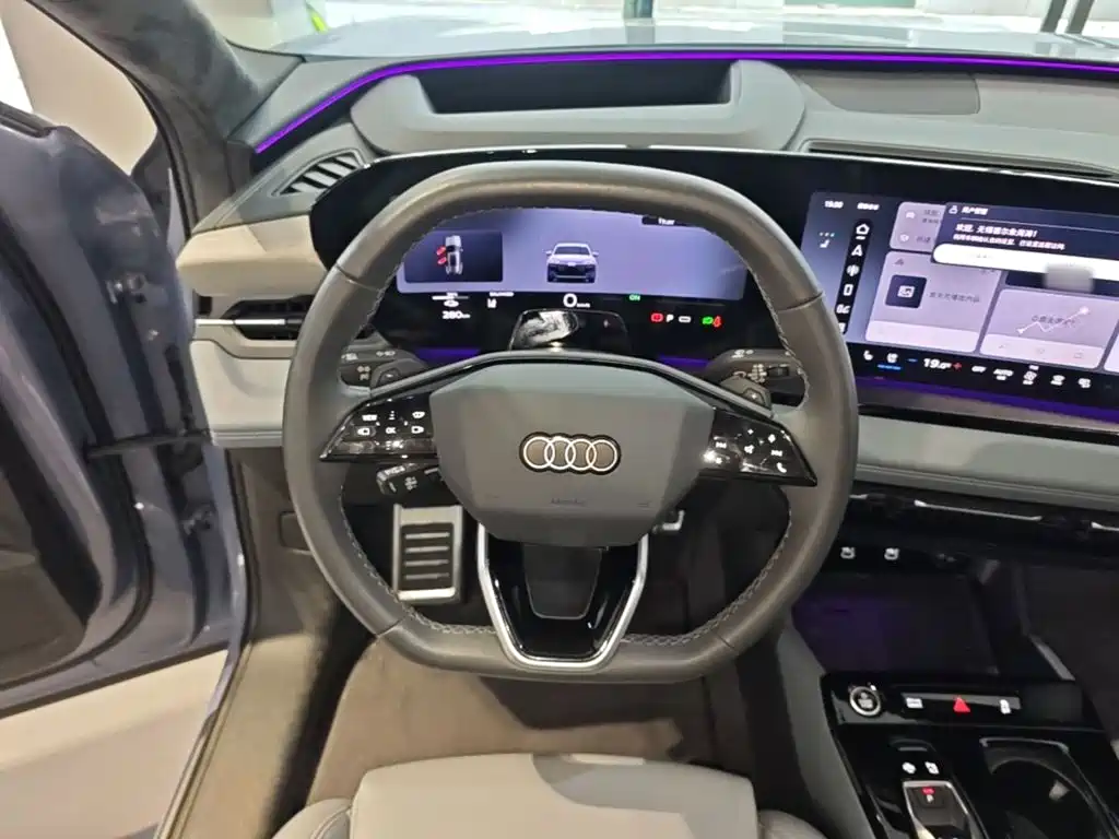 Audi Q6L e-tron — миниатюра 11