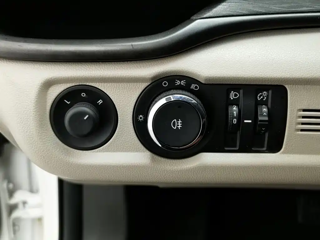 Buick Excelle — миниатюра 21