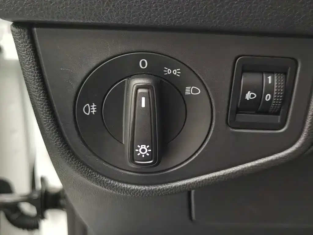 Volkswagen Polo — миниатюра 21