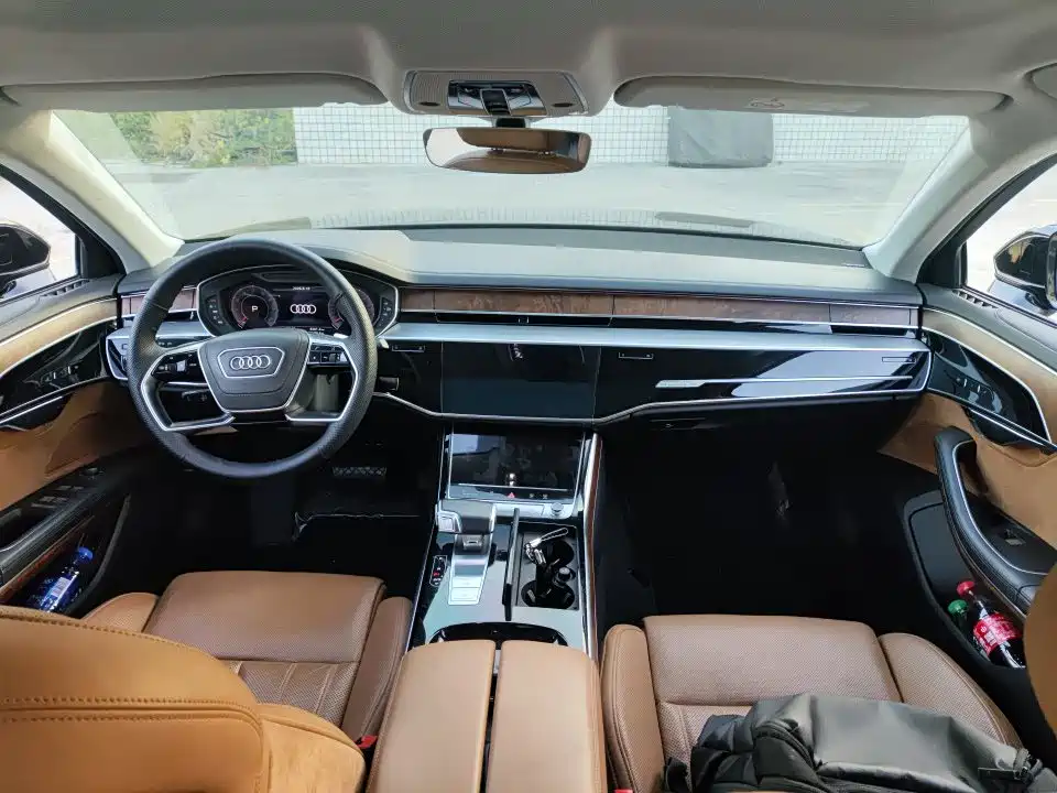 Audi A8 — миниатюра 4