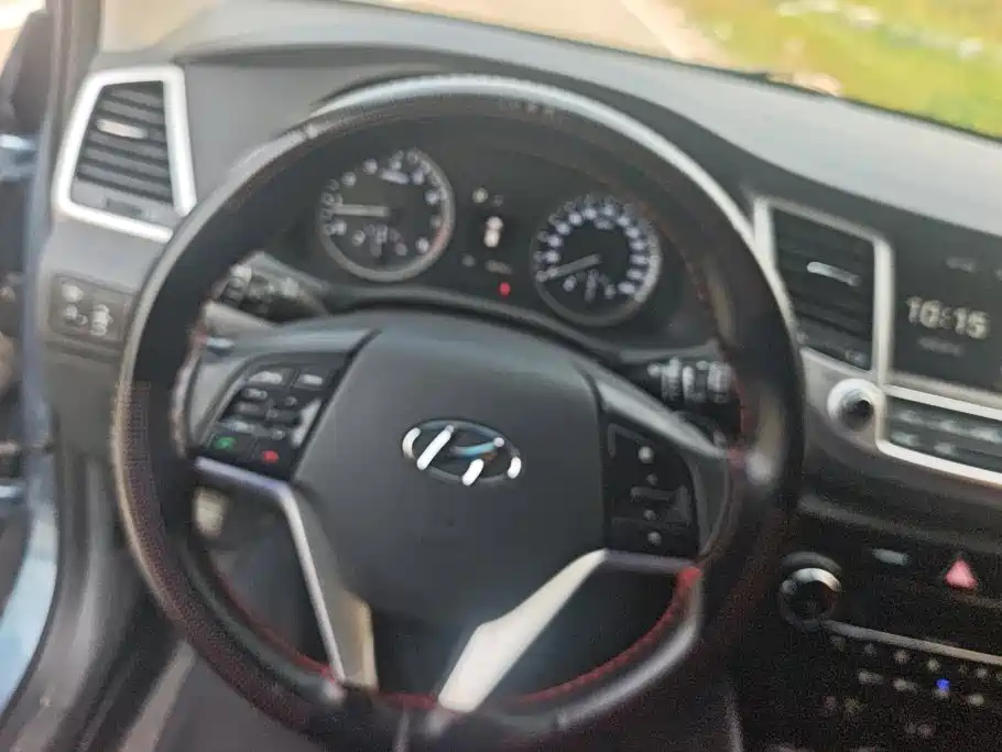 Hyundai Tucson — миниатюра 15