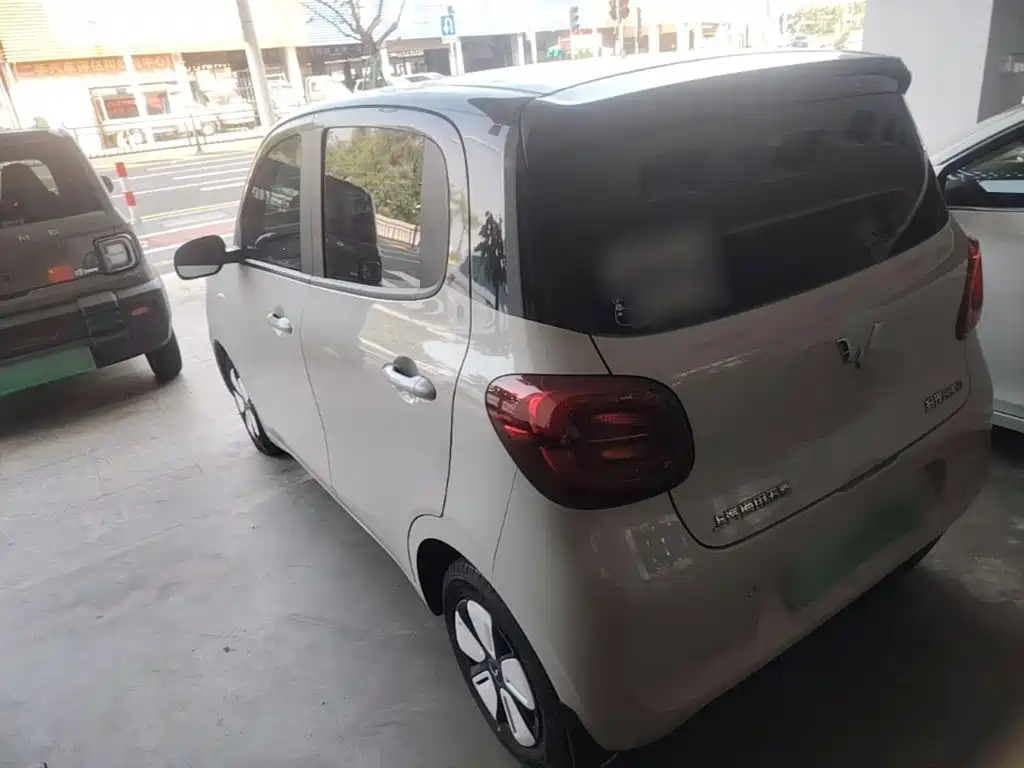 Wuling MINIEV — миниатюра 5