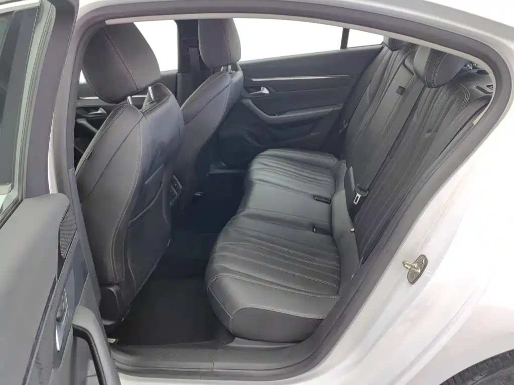 Peugeot 508 — миниатюра 15