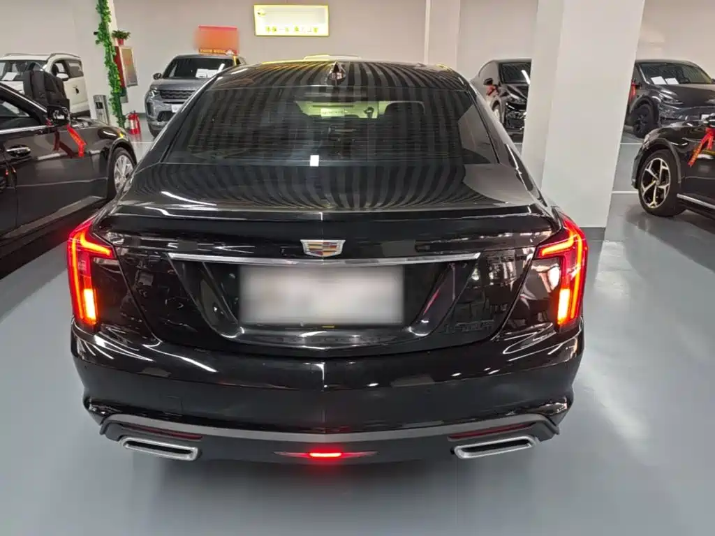 Cadillac CT5 — миниатюра 6