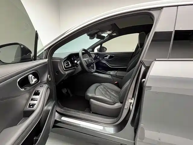 Roewe Feifan R7 — миниатюра 13