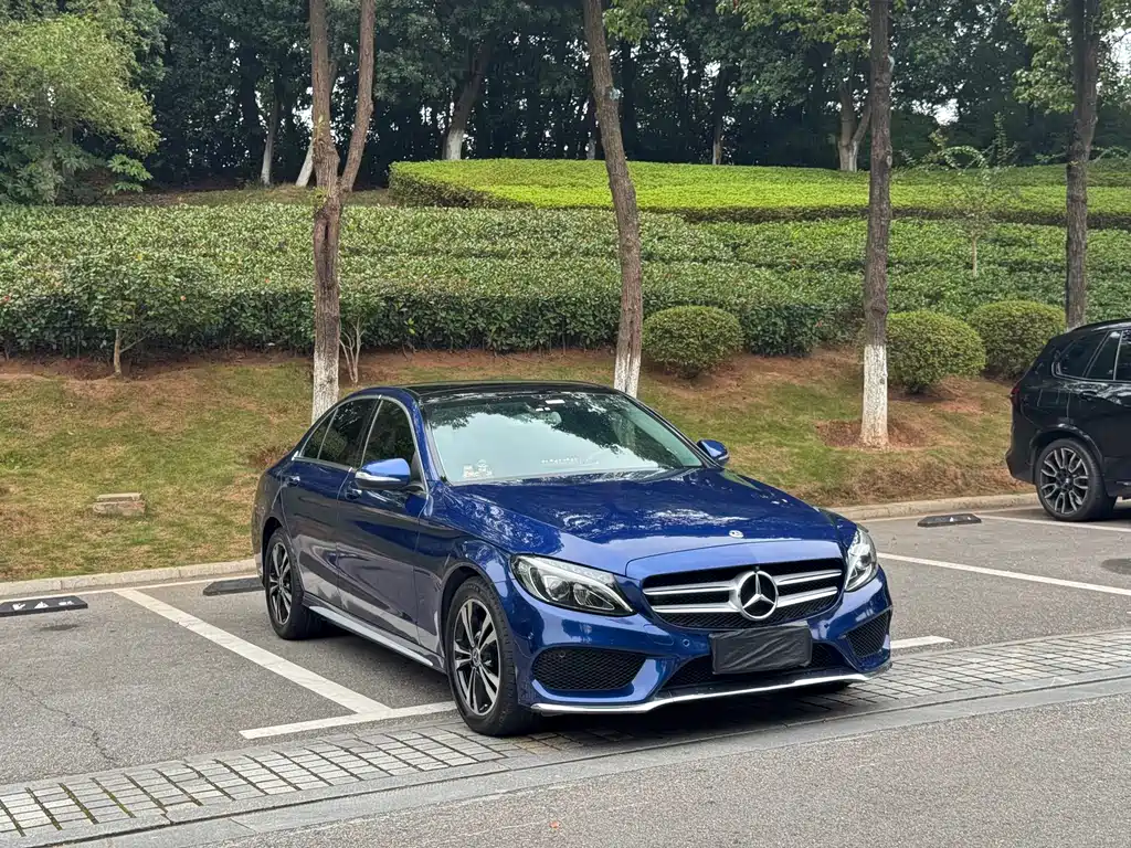 Mercedes-Benz C-Class — миниатюра 3