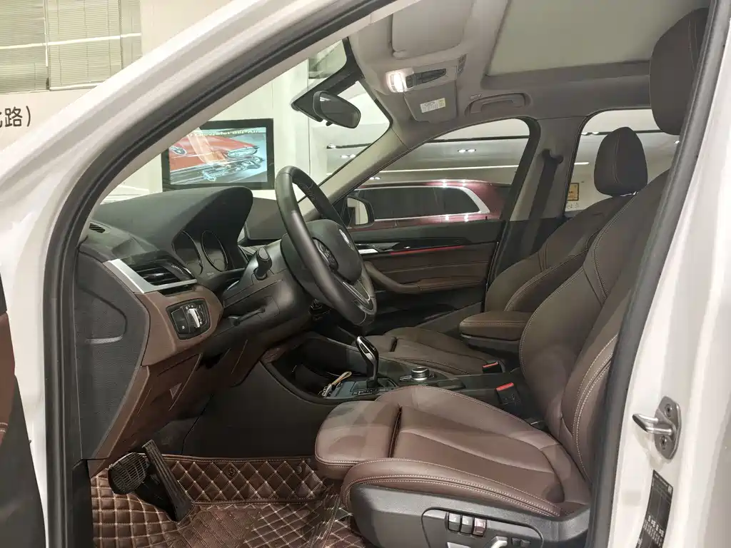 BMW X1 — миниатюра 7