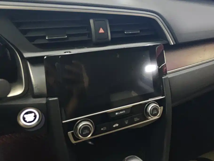 Honda Civic — миниатюра 13