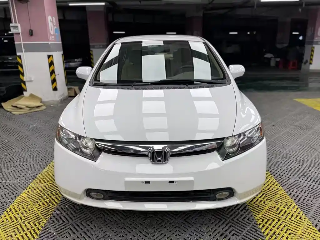 Honda Civic — миниатюра 2