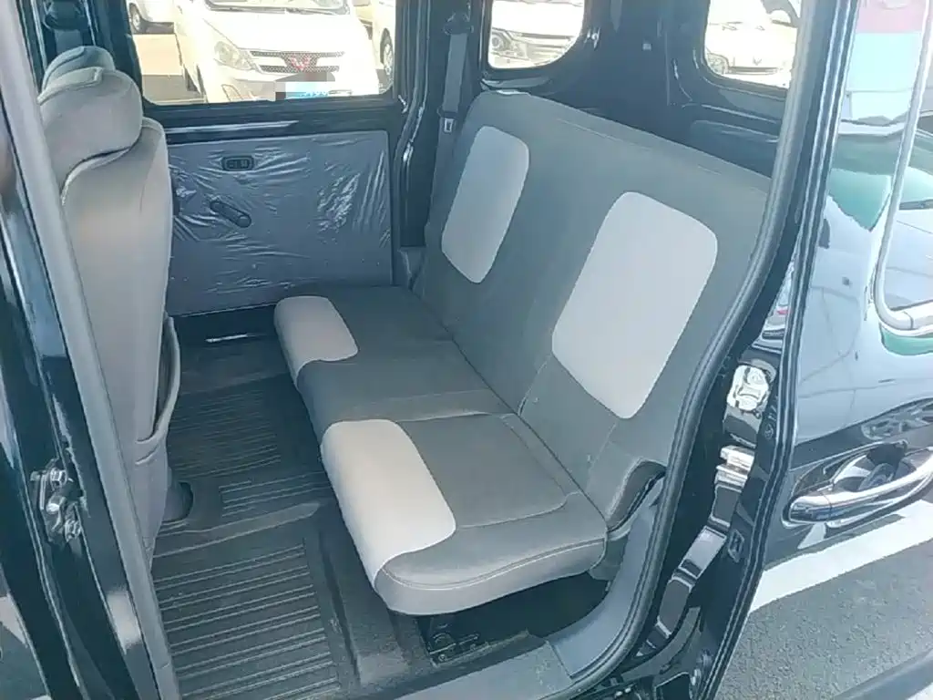 Wuling Zhiguang EV — миниатюра 17