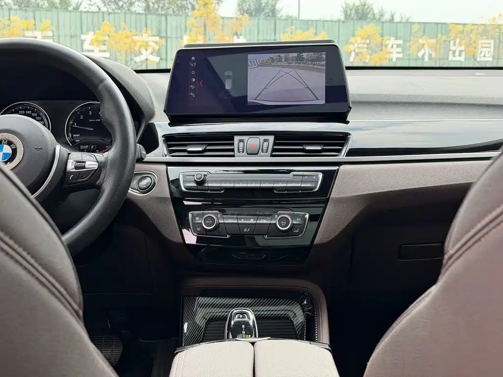 BMW X1 — миниатюра 11