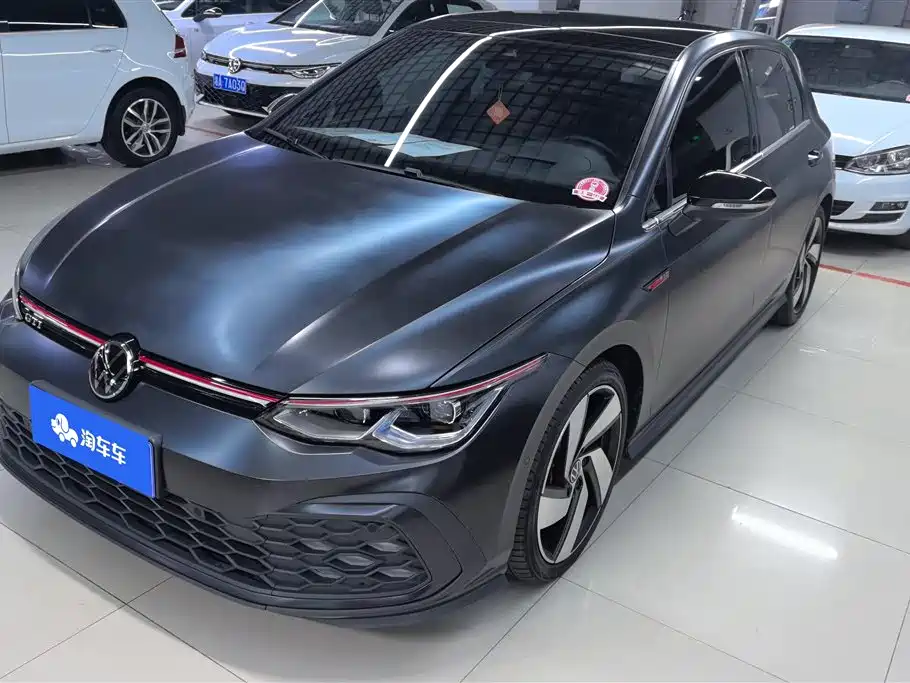Volkswagen Golf GTI 2024