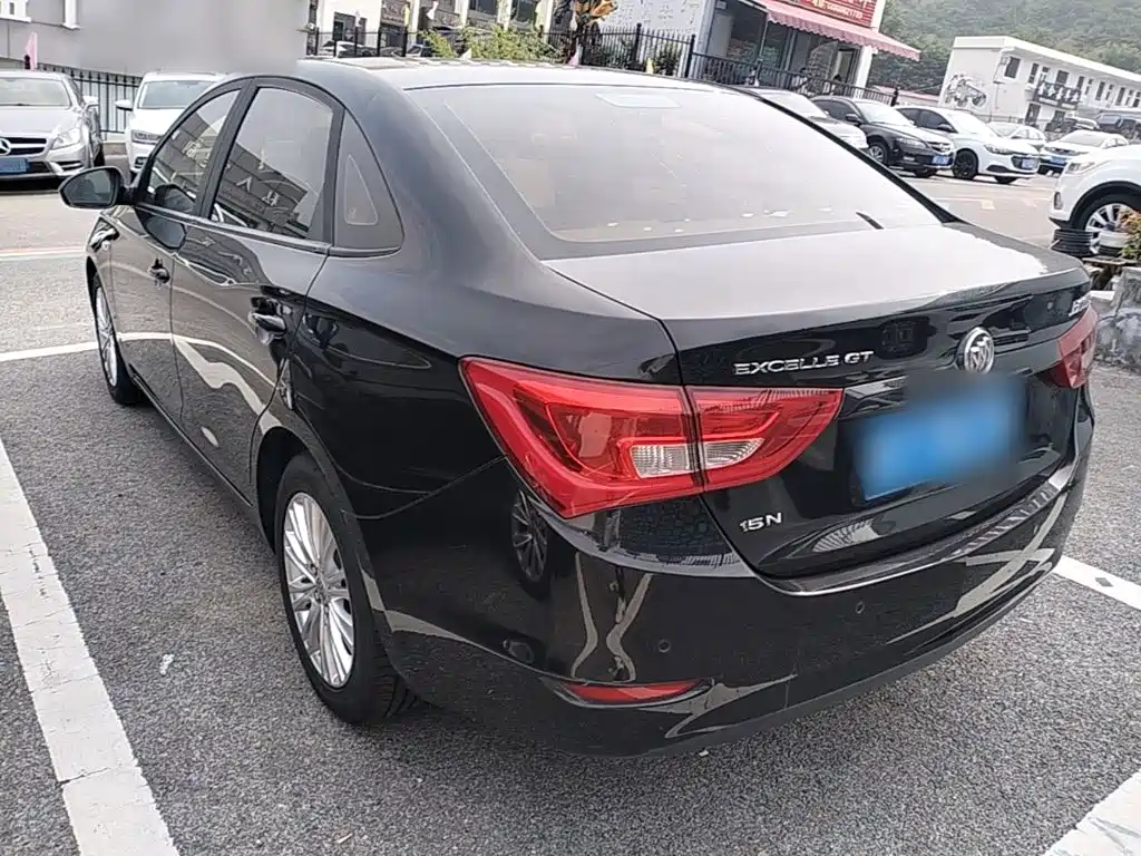Buick Excelle — миниатюра 5