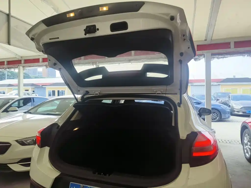 Geely Emgrand GS — миниатюра 19