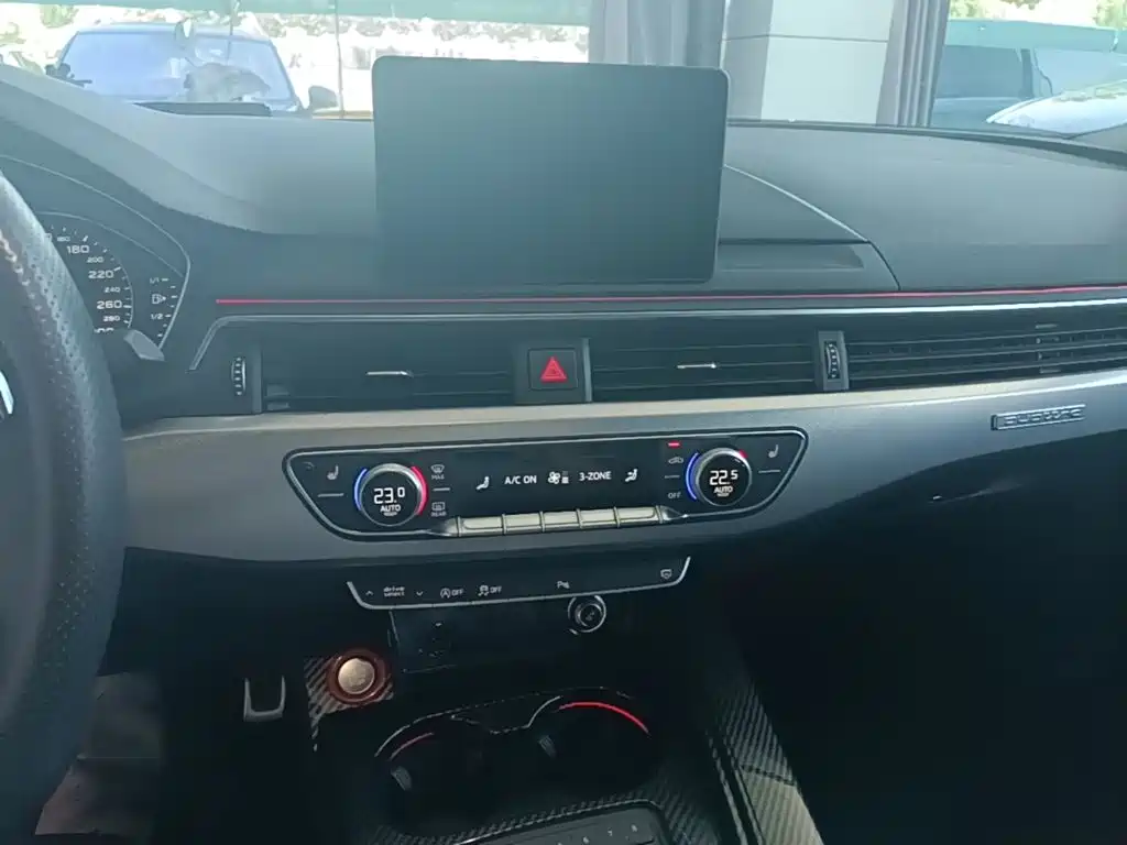 Audi A5 (Import) — миниатюра 13