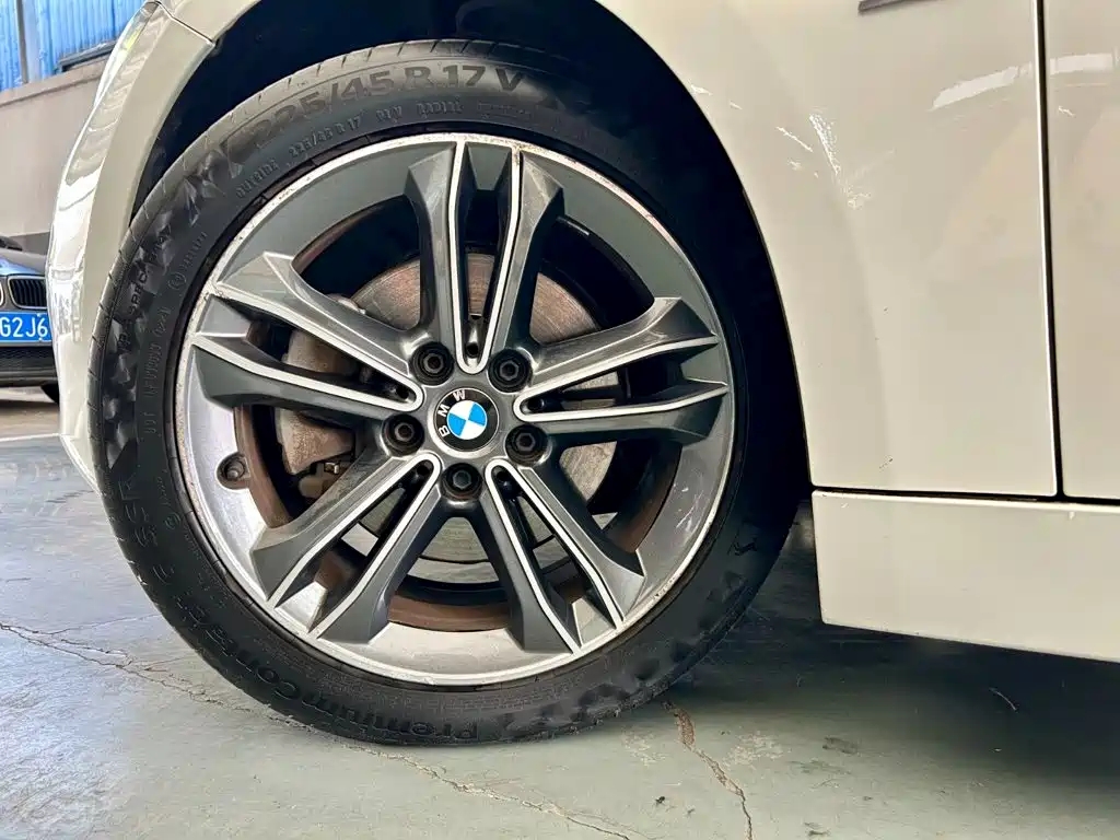 BMW 1 Series — миниатюра 17