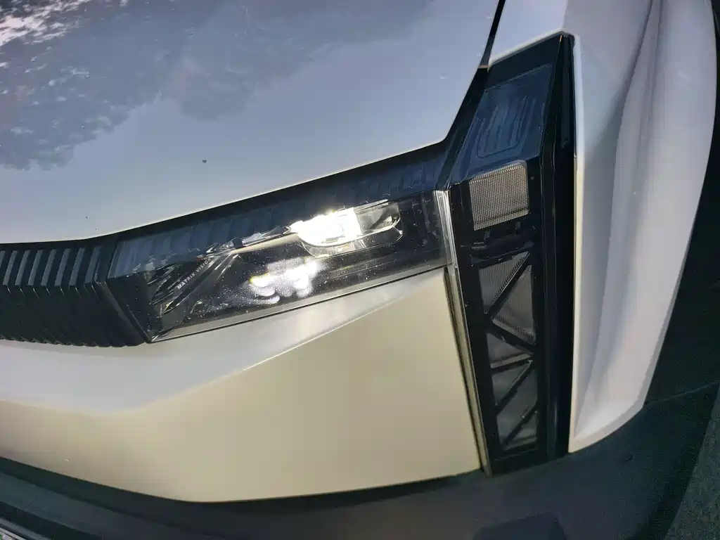 iCAR iCAR 03 — миниатюра 13