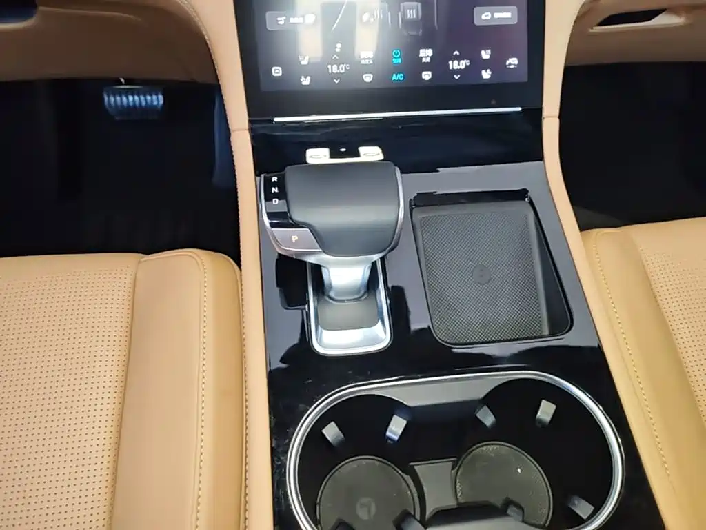 Li Auto Li ONE — миниатюра 14