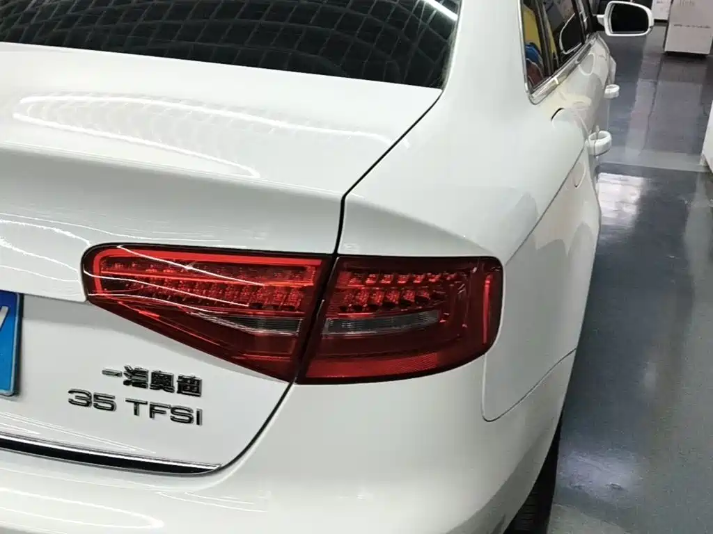 Audi A4L — миниатюра 8