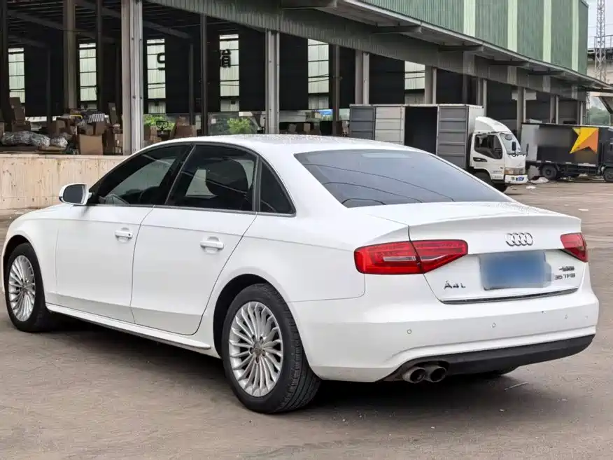 Audi A4L — миниатюра 4