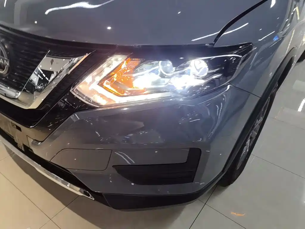 Nissan X-Trail — миниатюра 24