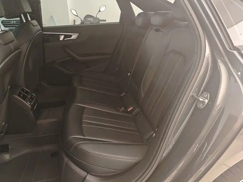 Audi A4L — миниатюра 17