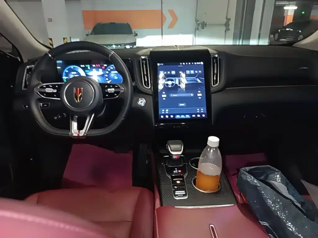 Hongqi Hongqi HS3 PHEV — миниатюра 14