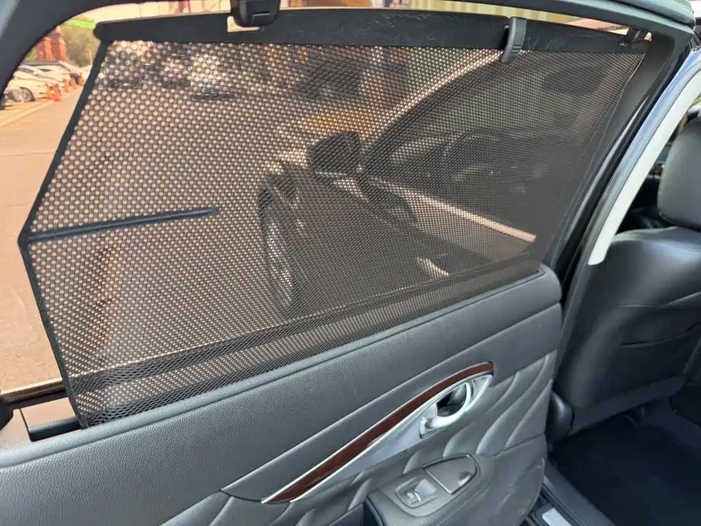 Infiniti Q70 — миниатюра 10