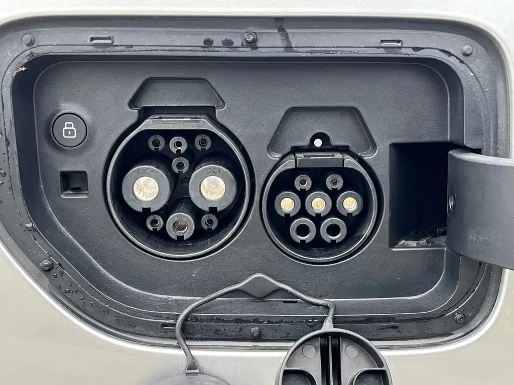 XPeng X9 — миниатюра 34