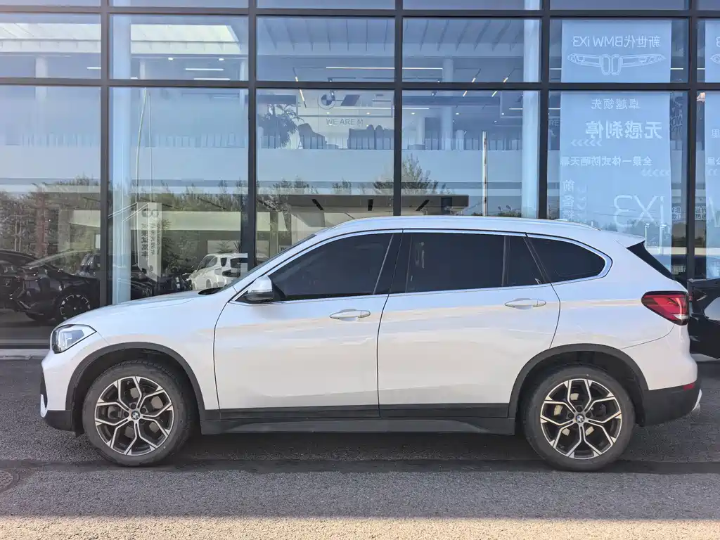 BMW X1 — миниатюра 3