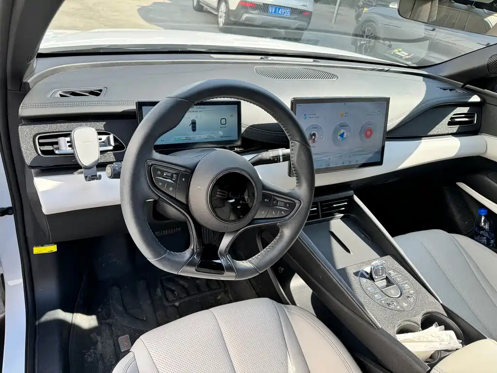 BYD SEAL 06 NEW ENERGY