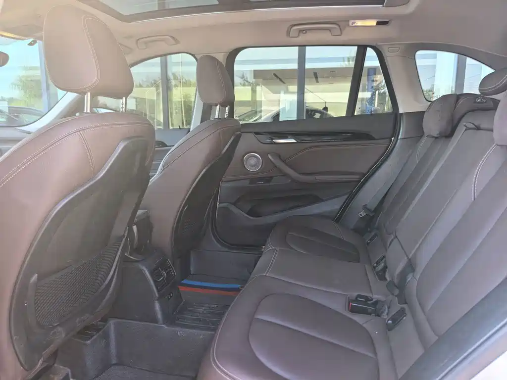 BMW X1 — миниатюра 12