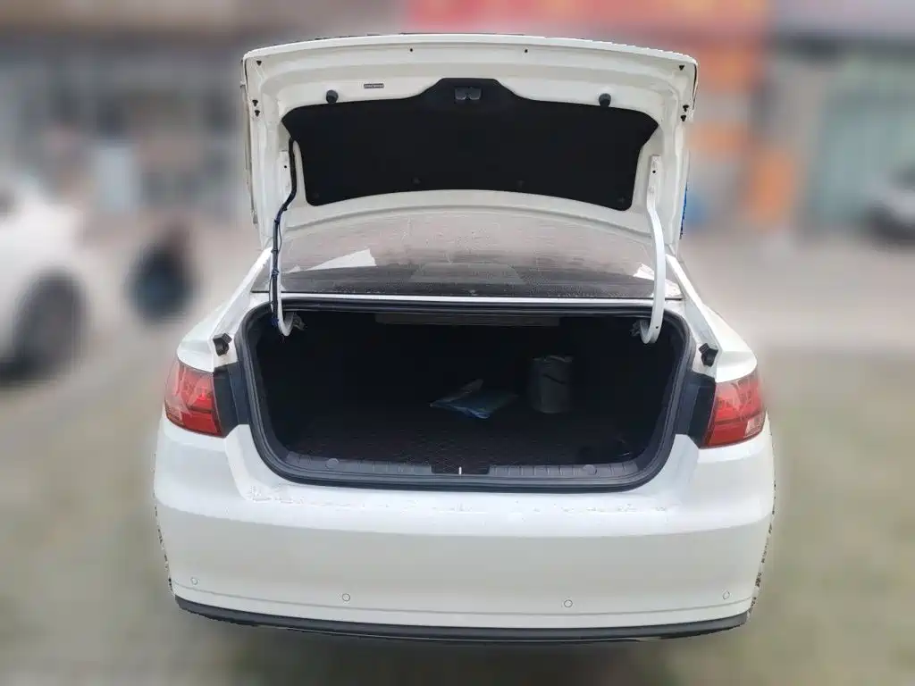 Geely Emgrand GL — миниатюра 15